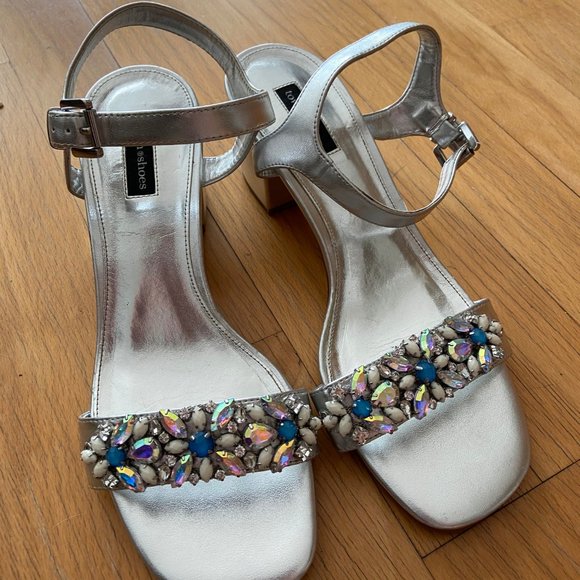 Silver Block Heeled Shoes - Picture 2 of 2